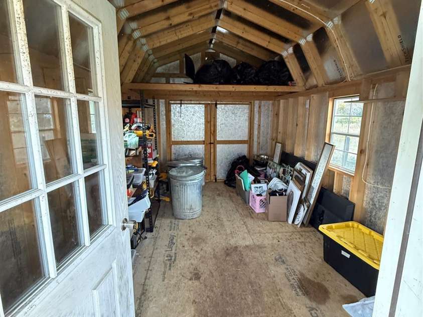 718 Bald Mountain Road, Burnsville, NC 28714.  MLS# CAR4313778, YatesRealty ID 4345. 