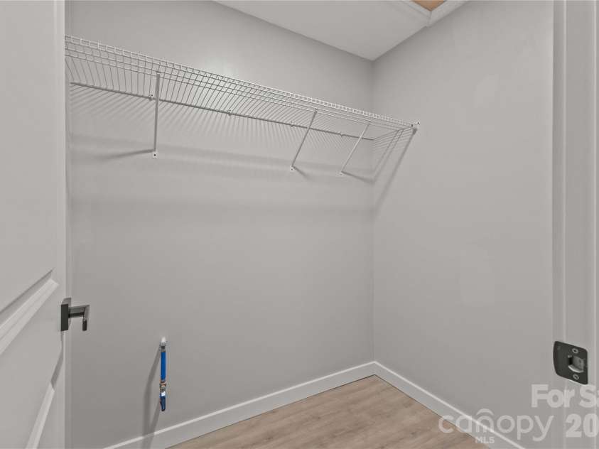 816 Miller Street, Gastonia, NC 28052.  MLS# CAR4297587, YatesRealty ID 4345. Primary closet