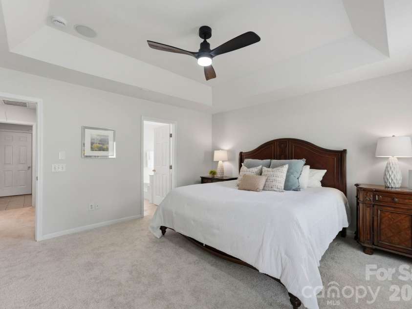 12003 Planters Estates Drive, Charlotte, NC 28278.  MLS# CAR4408406, YatesRealty ID 43450. 