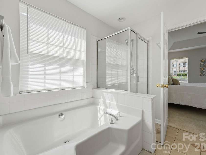 12003 Planters Estates Drive, Charlotte, NC 28278.  MLS# CAR4408406, YatesRealty ID 43450. 