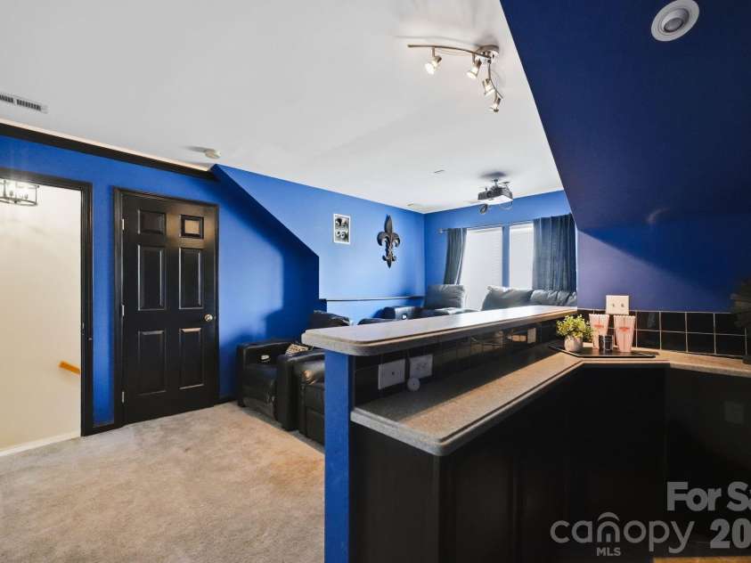 12003 Planters Estates Drive, Charlotte, NC 28278.  MLS# CAR4408406, YatesRealty ID 43450. 