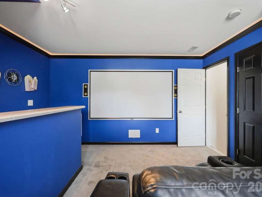 12003 Planters Estates Drive, Charlotte, NC 28278.  MLS# CAR4408406, YatesRealty ID 43450. 