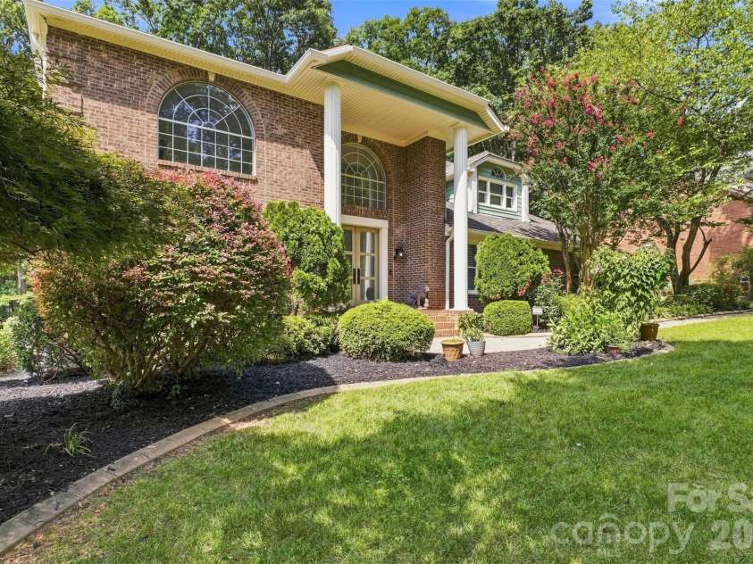 8909 Abberley Court, Huntersville, NC 28078.  MLS# CAR4408156, YatesRealty ID 43451. 