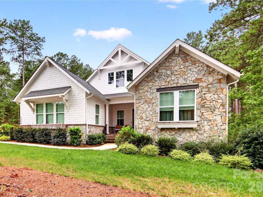 4008 Persimmon Road, Lancaster, SC 29720.  MLS# CAR4408518, YatesRealty ID 43455. 