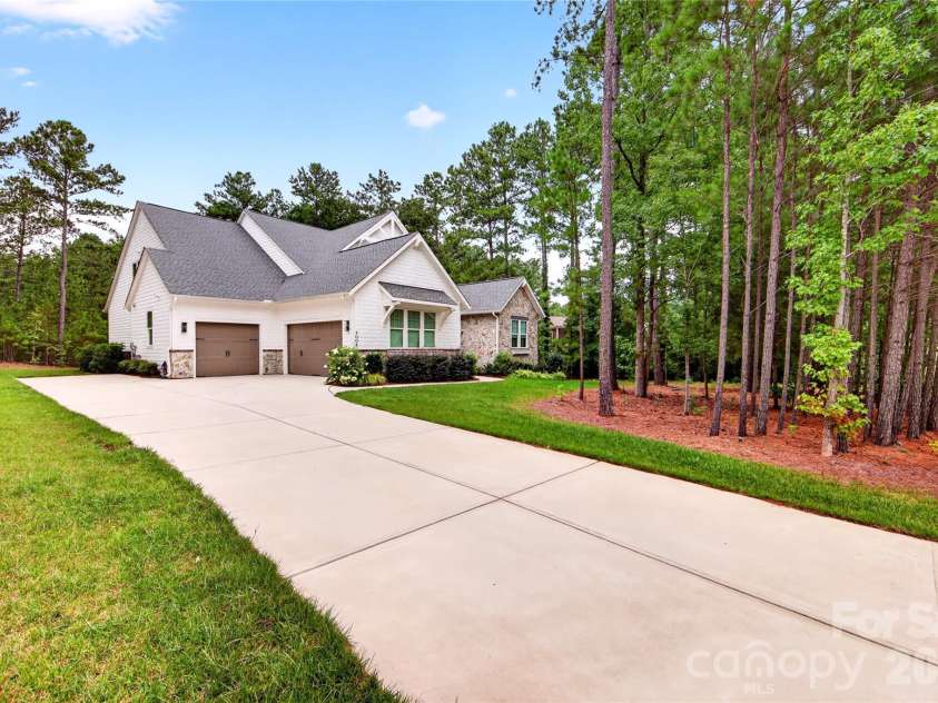 4008 Persimmon Road, Lancaster, SC 29720.  MLS# CAR4408518, YatesRealty ID 43455. 