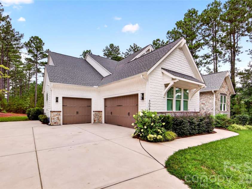 4008 Persimmon Road, Lancaster, SC 29720.  MLS# CAR4408518, YatesRealty ID 43455. 