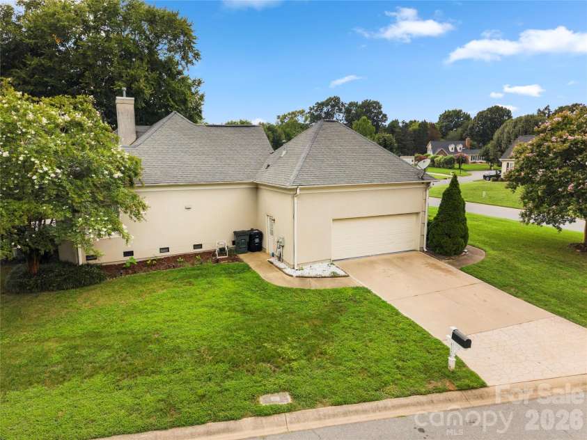 4178 Glen Eagles Lane, Concord, NC 28027.  MLS# CAR4412818, YatesRealty ID 43456. 