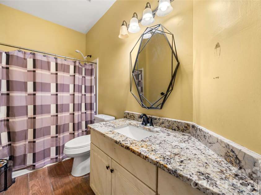 4178 Glen Eagles Lane, Concord, NC 28027.  MLS# CAR4412818, YatesRealty ID 43456. Full Bath