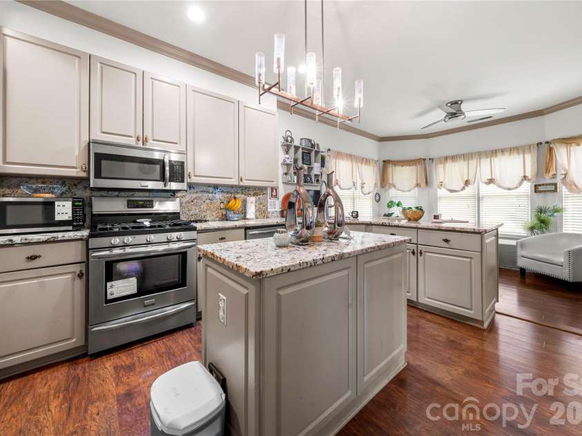 4178 Glen Eagles Lane, Concord, NC 28027.  MLS# CAR4412818, YatesRealty ID 43456. Kitchen