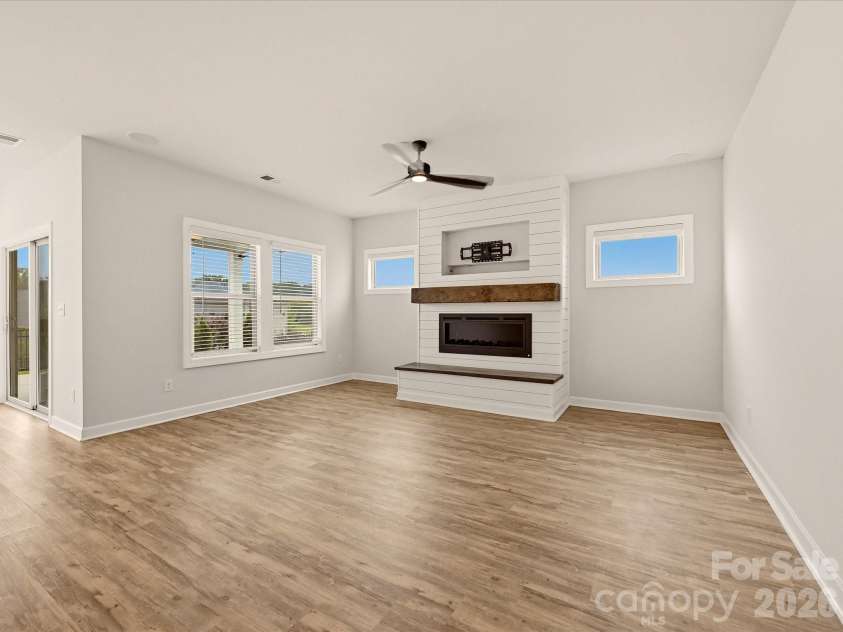 3826 Isenhour Road, Kannapolis, NC 28081.  MLS# CAR4400759, YatesRealty ID 43457. 
