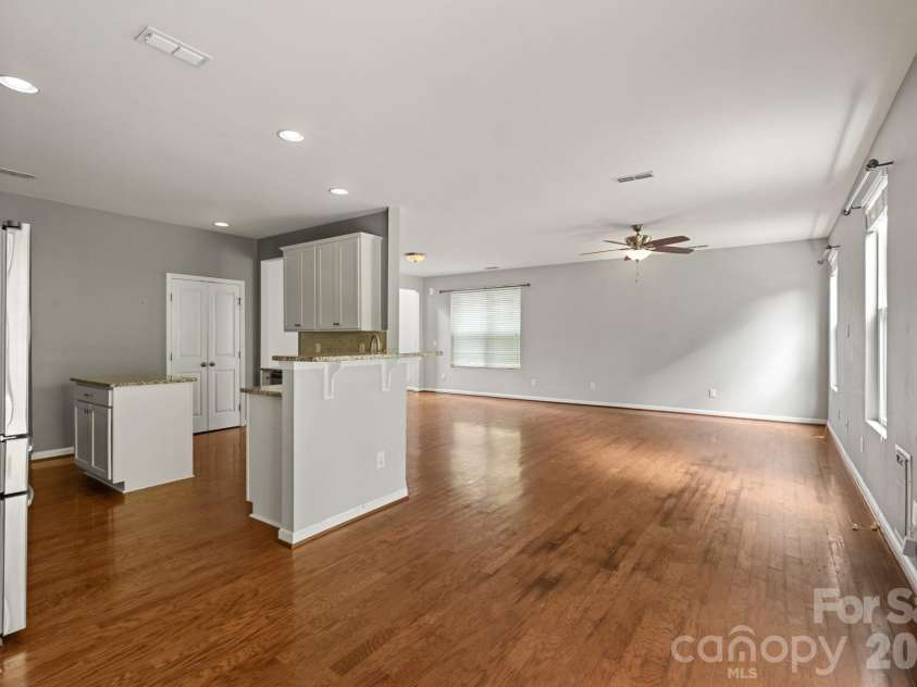 3964 White Kestrel Drive, Raleigh, NC 27616.  MLS# CAR4406277, YatesRealty ID 43458. 