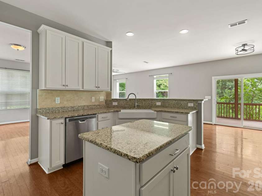 3964 White Kestrel Drive, Raleigh, NC 27616.  MLS# CAR4406277, YatesRealty ID 43458. 