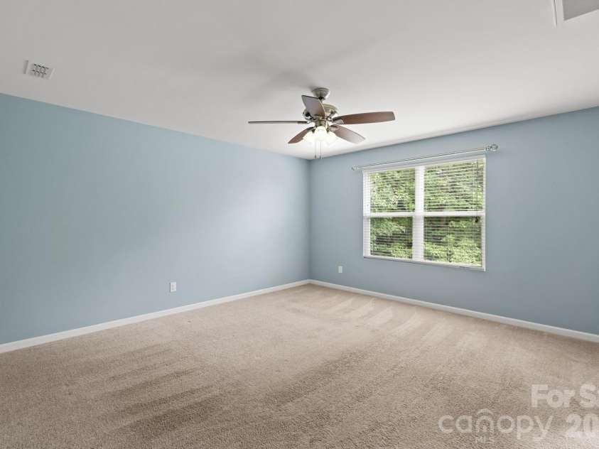 3964 White Kestrel Drive, Raleigh, NC 27616.  MLS# CAR4406277, YatesRealty ID 43458. 