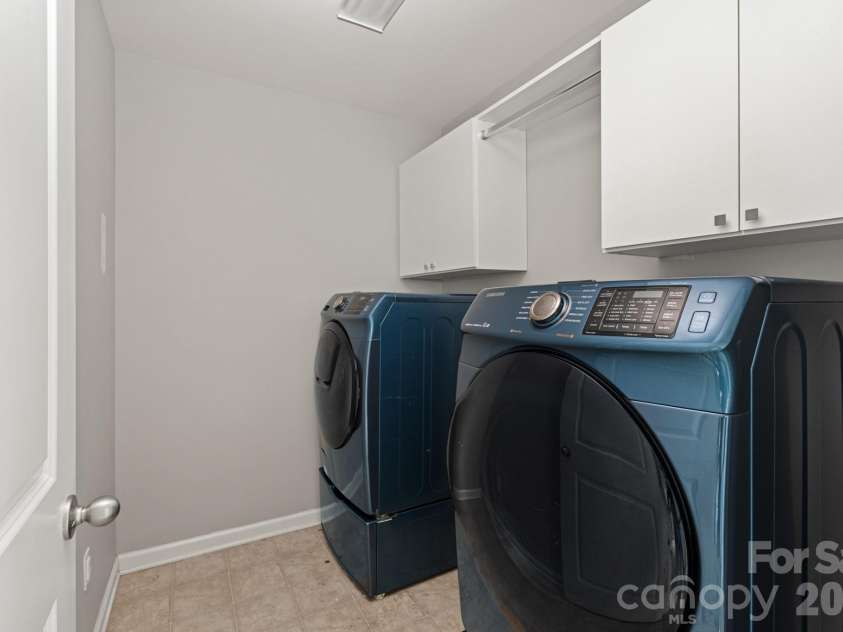 3964 White Kestrel Drive, Raleigh, NC 27616.  MLS# CAR4406277, YatesRealty ID 43458. 