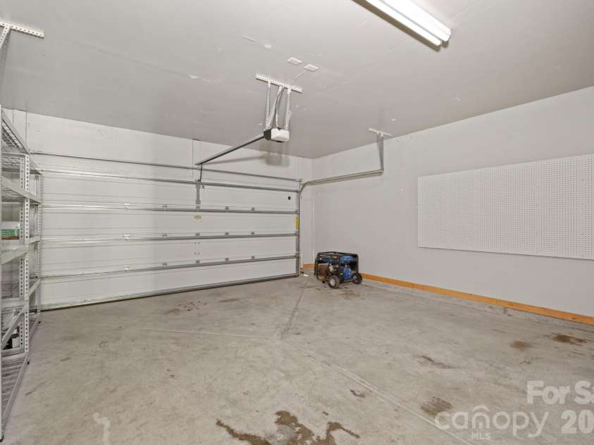 3964 White Kestrel Drive, Raleigh, NC 27616.  MLS# CAR4406277, YatesRealty ID 43458. 