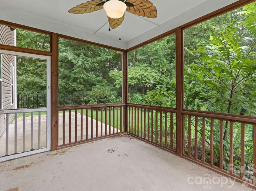 3964 White Kestrel Drive, Raleigh, NC 27616.  MLS# CAR4406277, YatesRealty ID 43458. 