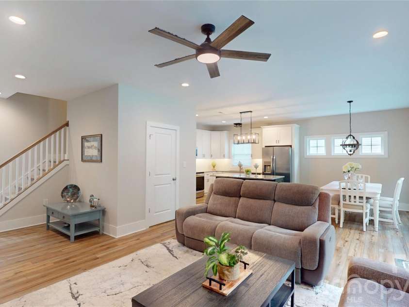 9841 Rich Hatchet Road, Huntersville, NC 28078.  MLS# CAR4408500, YatesRealty ID 43459. 