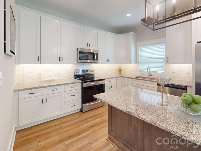 9841 Rich Hatchet Road, Huntersville, NC 28078.  MLS# CAR4408500, YatesRealty ID 43459. 