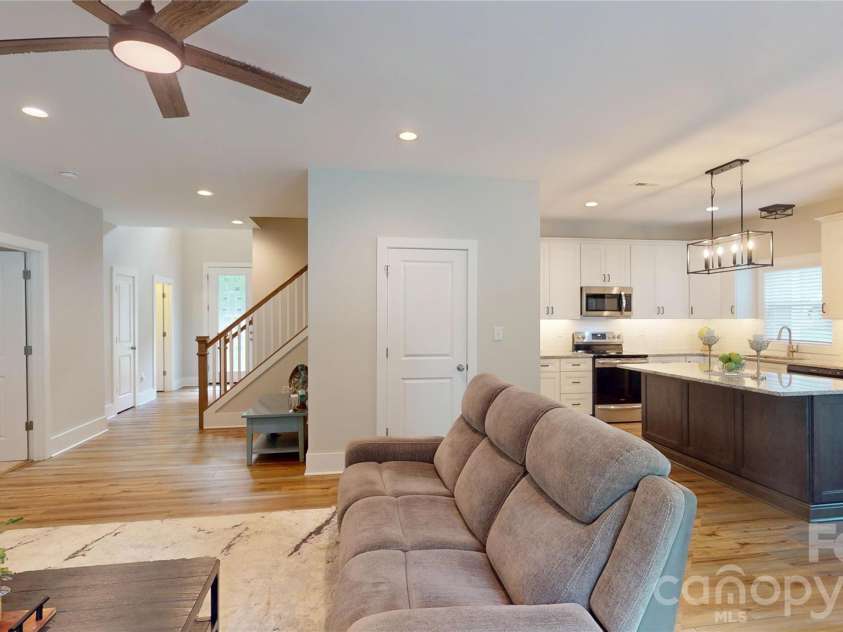 9841 Rich Hatchet Road, Huntersville, NC 28078.  MLS# CAR4408500, YatesRealty ID 43459. 