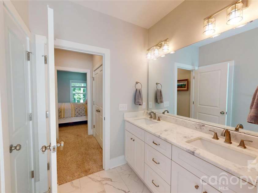9841 Rich Hatchet Road, Huntersville, NC 28078.  MLS# CAR4408500, YatesRealty ID 43459. 