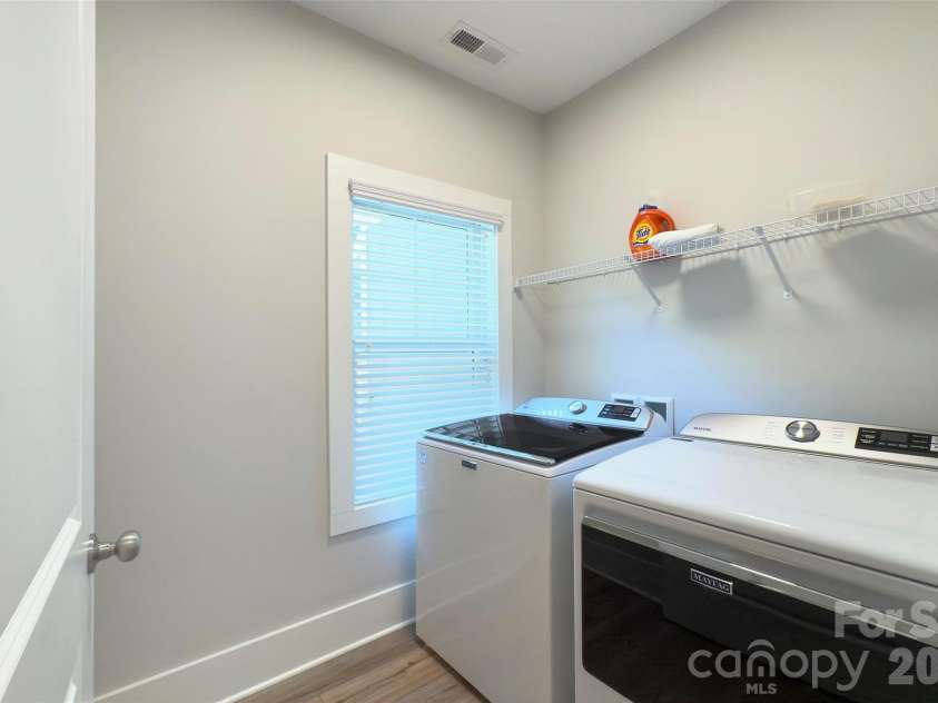 9841 Rich Hatchet Road, Huntersville, NC 28078.  MLS# CAR4425360, YatesRealty ID 43459. Laundry room on main