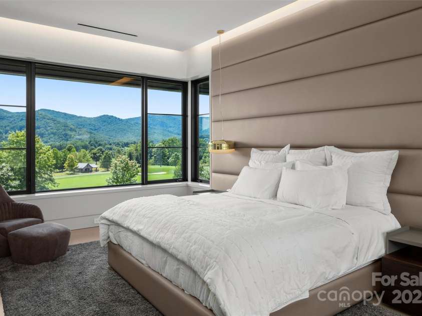 214 Folkestone Lane, Arden, NC 28704.  MLS# CAR4185863, YatesRealty ID 4346. Bedroom