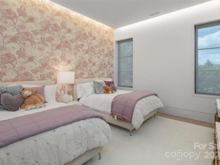 214 Folkestone Lane, Arden, NC 28704.  MLS# CAR4185863, YatesRealty ID 4346. Bedroom