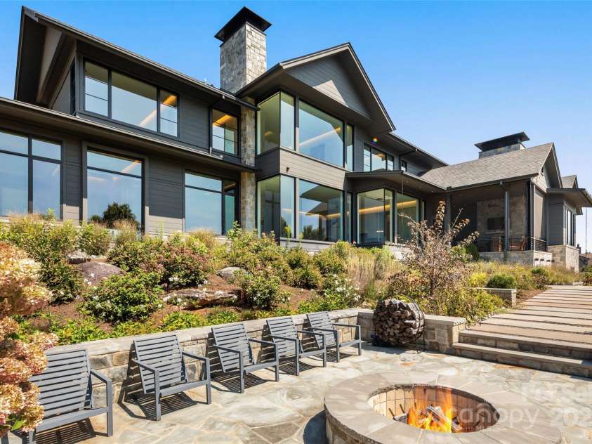 214 Folkestone Lane, Arden, NC 28704.  MLS# CAR4185863, YatesRealty ID 4346. Outdoor Area