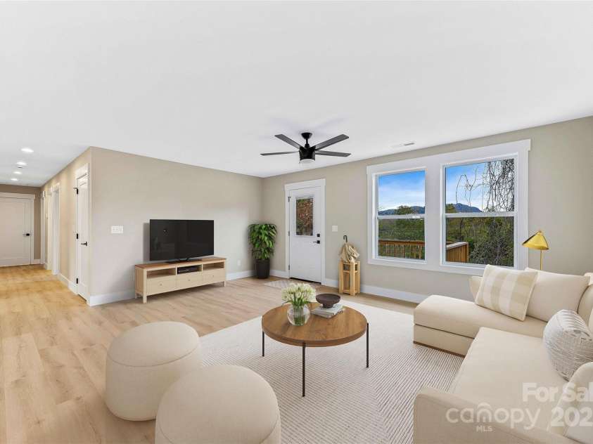 775 Olivette Road, Asheville, NC 28804.  MLS# CAR4310736, YatesRealty ID 4346. 