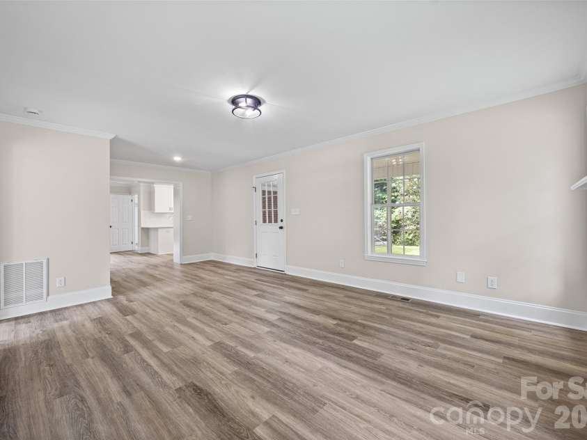 125 Mickle Court, Rock Hill, SC 29732.  MLS# CAR4412223, YatesRealty ID 43463. 