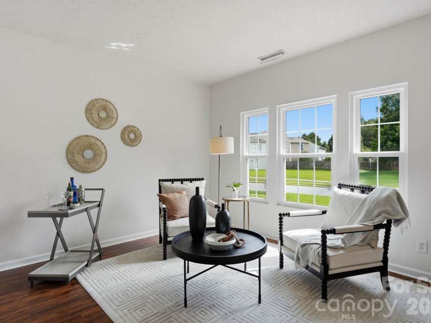 12821 Silvaire Farm Road, Charlotte, NC 28278.  MLS# CAR4406945, YatesRealty ID 43464. 