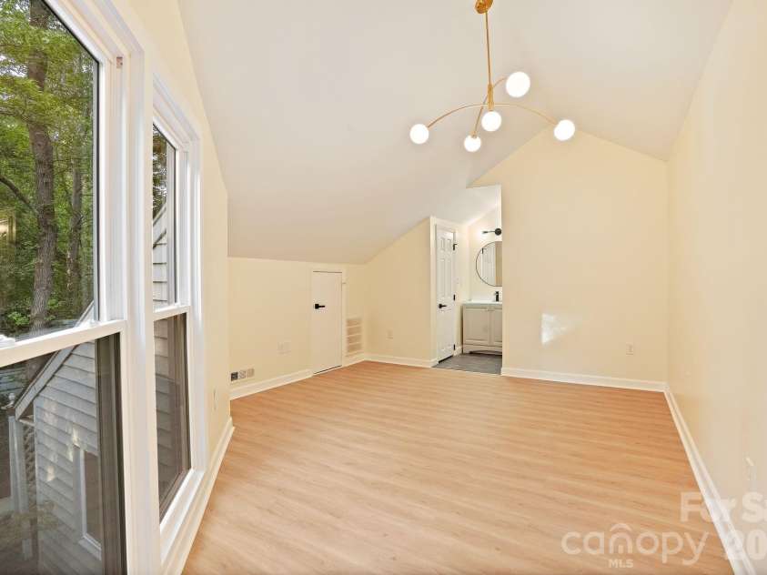 6301 Saddlebrook Court, Charlotte, NC 28226.  MLS# CAR4408087, YatesRealty ID 43468. Dual Primary on Upper Level