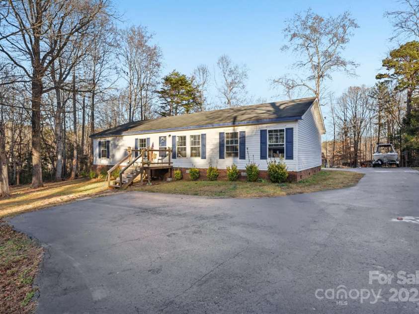 2184 Beth Haven Church Road, Denver, NC 28037.  MLS# CAR4326551, YatesRealty ID 4347. 