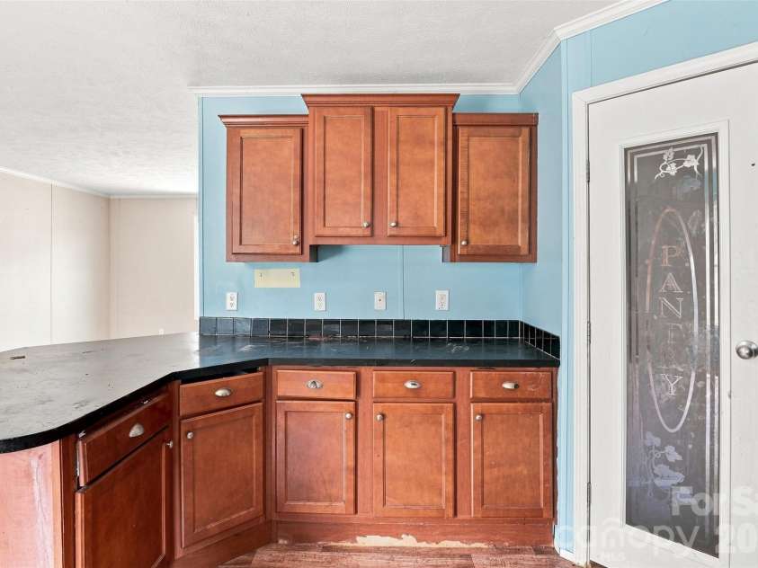 121 Pine State Road, Troutman, NC 28166.  MLS# CAR4408362, YatesRealty ID 43470. 