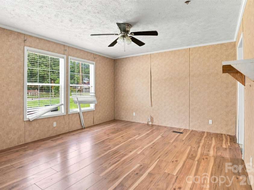 121 Pine State Road, Troutman, NC 28166.  MLS# CAR4408362, YatesRealty ID 43470. 