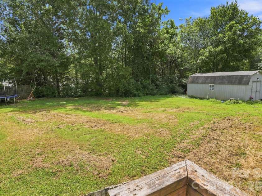 121 Pine State Road, Troutman, NC 28166.  MLS# CAR4408362, YatesRealty ID 43470. 