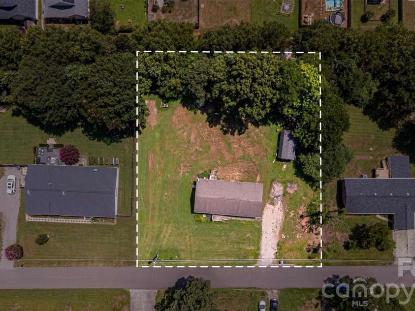 121 Pine State Road, Troutman, NC 28166.  MLS# CAR4408362, YatesRealty ID 43470. 