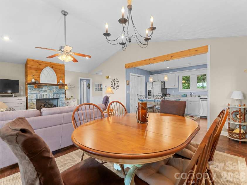 32 Uloque Court, Brevard, NC 28712.  MLS# CAR4408431, YatesRealty ID 43472. 