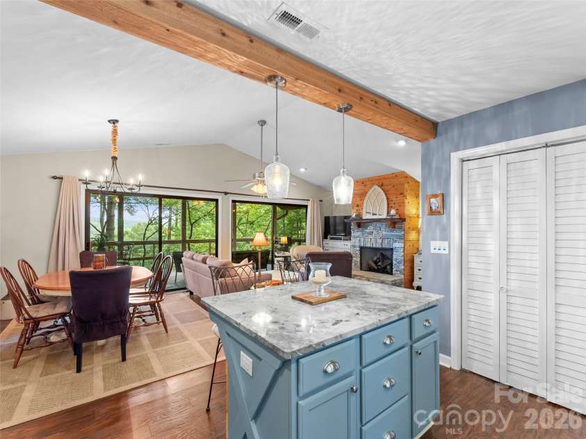 32 Uloque Court, Brevard, NC 28712.  MLS# CAR4408431, YatesRealty ID 43472. 