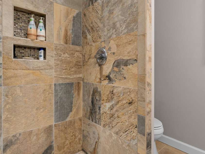 32 Uloque Court, Brevard, NC 28712.  MLS# CAR4408431, YatesRealty ID 43472. 