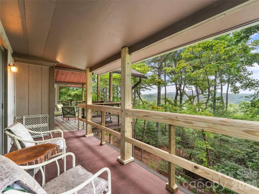 32 Uloque Court, Brevard, NC 28712.  MLS# CAR4408431, YatesRealty ID 43472. 