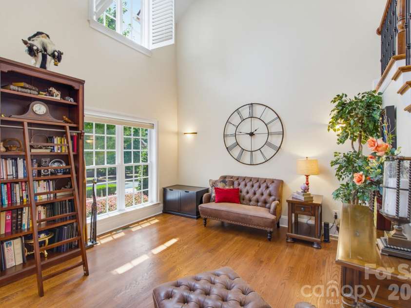16506 Doves Canyon Lane, Charlotte, NC 28278.  MLS# CAR4410275, YatesRealty ID 43473. 