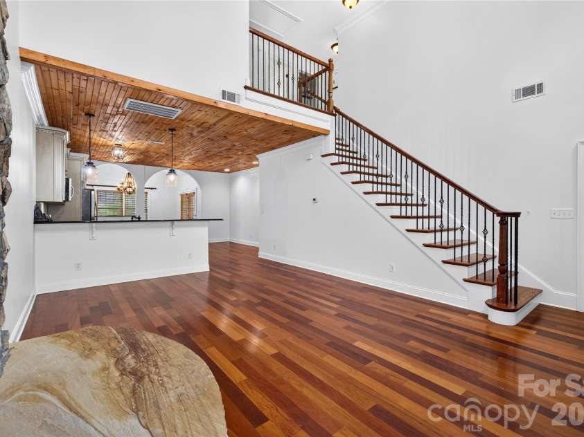 9232 Aloysia Lane, Charlotte, NC 28269.  MLS# CAR4405018, YatesRealty ID 43474. 