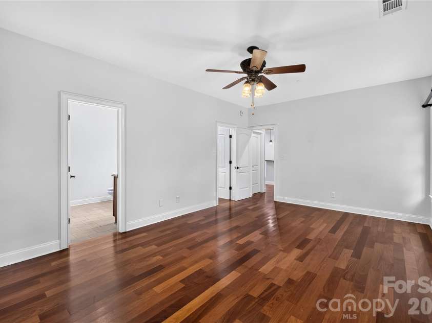 9232 Aloysia Lane, Charlotte, NC 28269.  MLS# CAR4405018, YatesRealty ID 43474. 