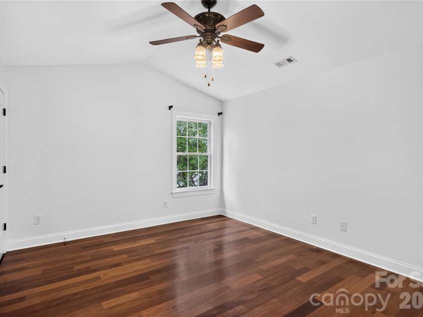 9232 Aloysia Lane, Charlotte, NC 28269.  MLS# CAR4405018, YatesRealty ID 43474. 