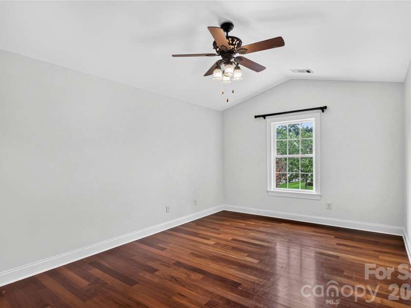 9232 Aloysia Lane, Charlotte, NC 28269.  MLS# CAR4405018, YatesRealty ID 43474. 