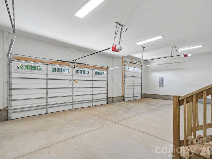 3165 Timber Run Lane, Maiden, NC 28650.  MLS# CAR4412264, YatesRealty ID 43475. 