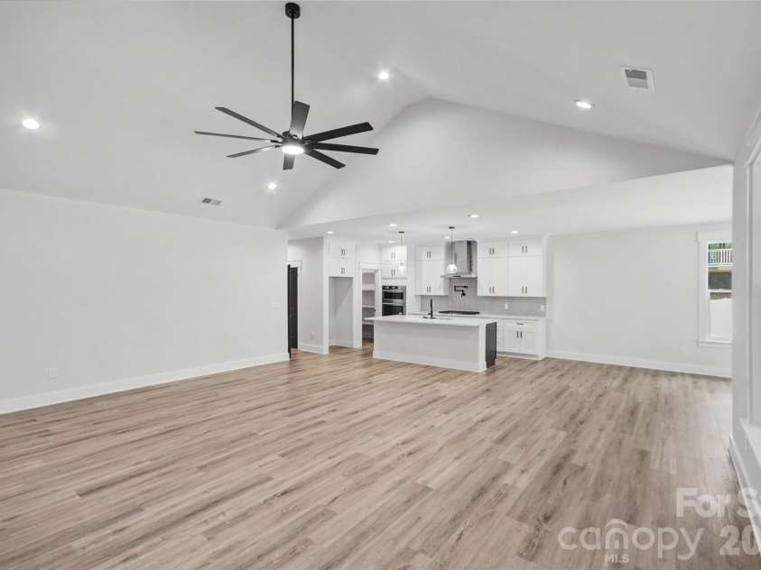 3165 Timber Run Lane, Maiden, NC 28650.  MLS# CAR4412264, YatesRealty ID 43475. 