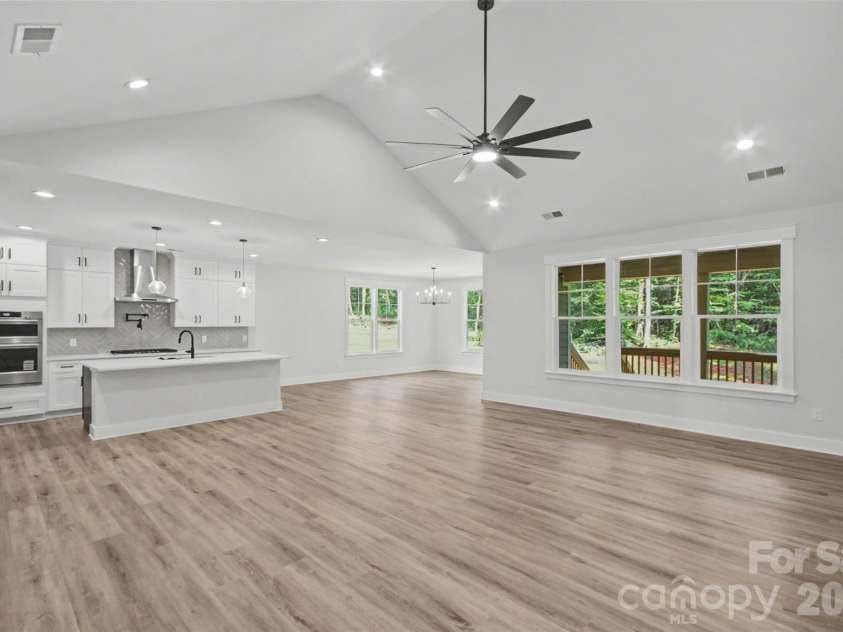 3165 Timber Run Lane, Maiden, NC 28650.  MLS# CAR4412264, YatesRealty ID 43475. 