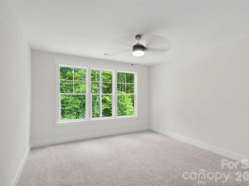 3165 Timber Run Lane, Maiden, NC 28650.  MLS# CAR4412264, YatesRealty ID 43475. Main bedroom
